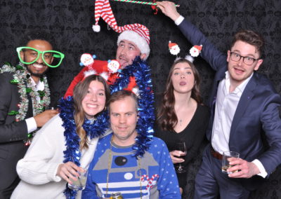 DIRTT | 2022 Holiday Party Photo Booth