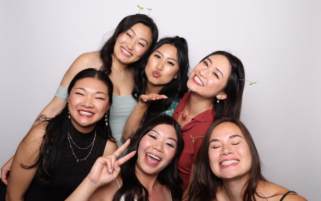 Chris & Yvonne | Calgary Wedding Photo Booth