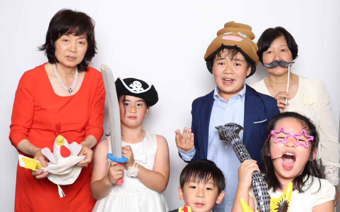 Ava & Karissa | Calgary Birthday Photo Booth